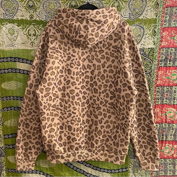 NWOT Comfrt Limited Edition Brown Leopard Minimalist Hoodie Size Large - Picture 10 of 14